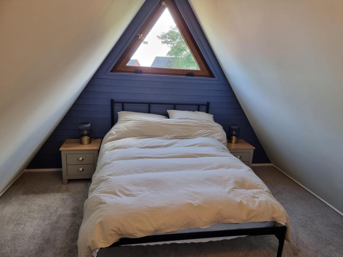 Chalet Brightstone Kingsdown Cliffs Location With Indoor Pool, Tennis Court, Mini-Golf Short Walk To Beach And 3 Great Local Pubs Exterior photo